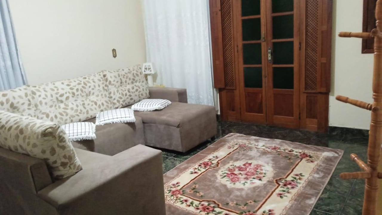 Casa Com Flores Pedra Azul  Bagian luar foto