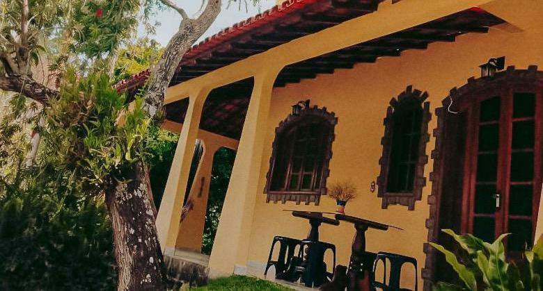 Casa Com Flores Pedra Azul  Bagian luar foto